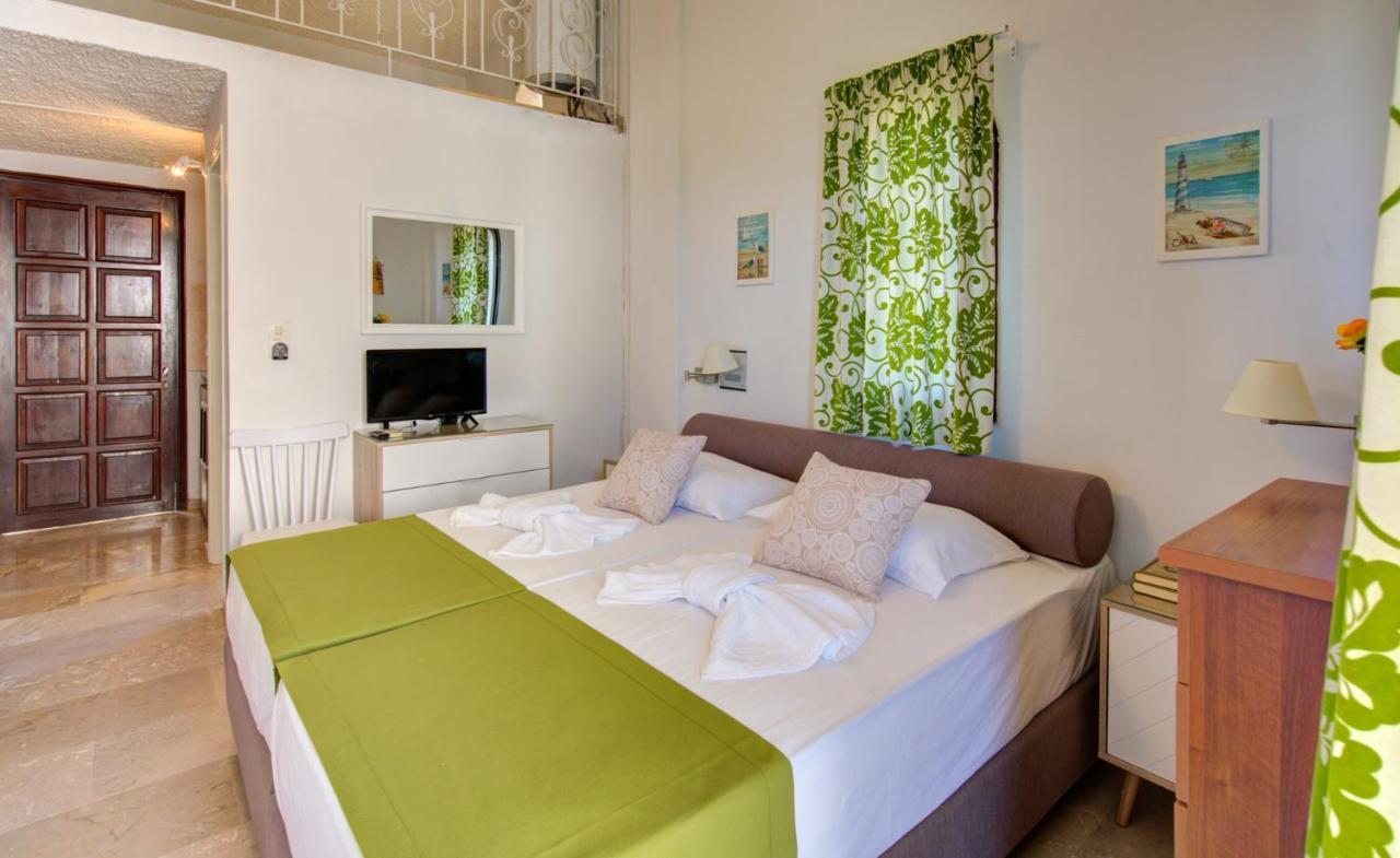 Chriselen Hotel เอลีโอนาส ภายนอก รูปภาพ