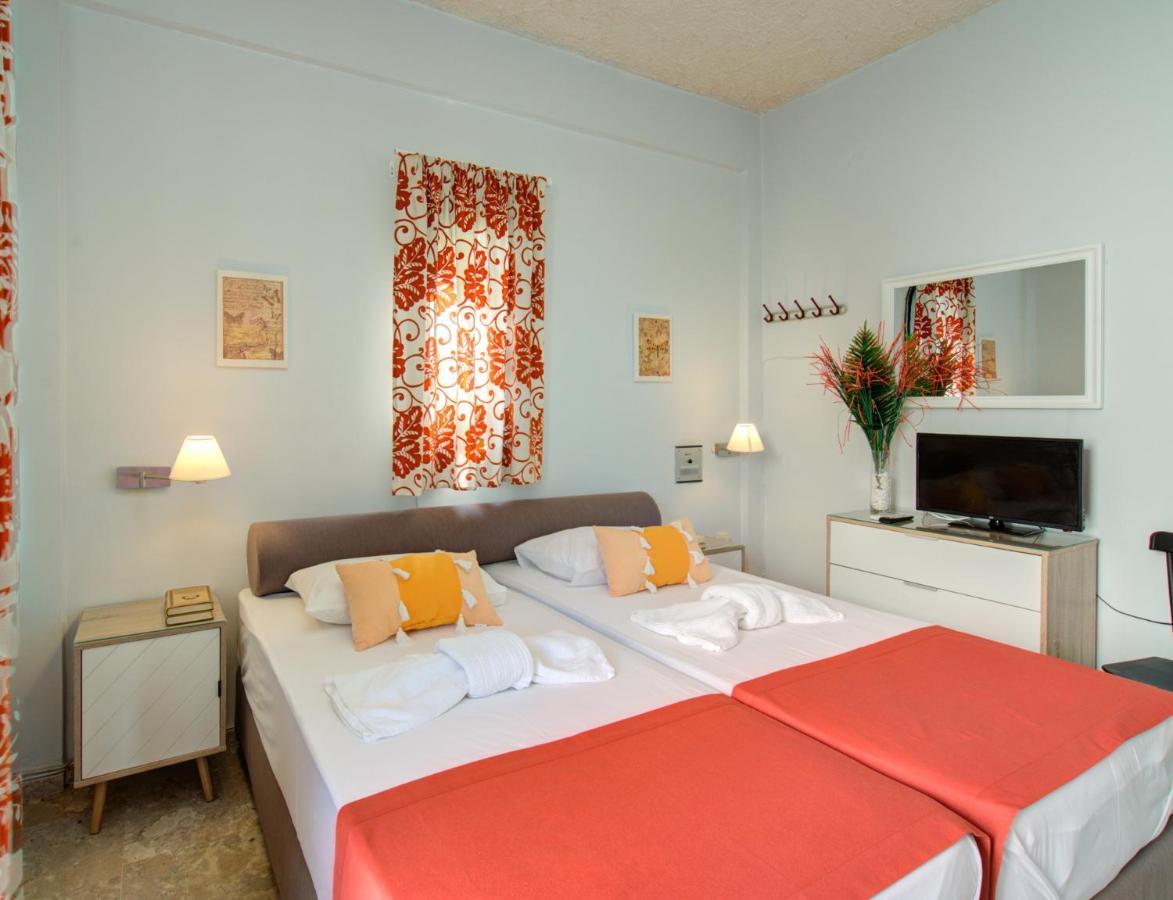Chriselen Hotel เอลีโอนาส ภายนอก รูปภาพ